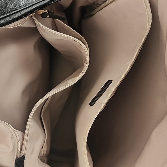 Tumi Voyageur Halle Black Leather Backpack - Picture 12 of 15